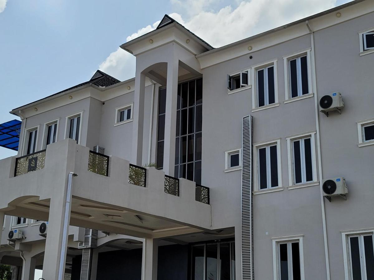 Camas Hotel&Suite Asero Abeokuta Exterior foto