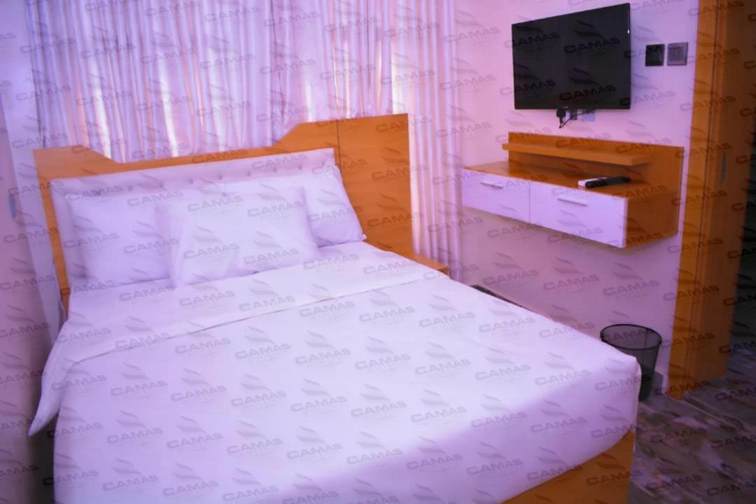 Camas Hotel&Suite Asero Abeokuta Exterior foto